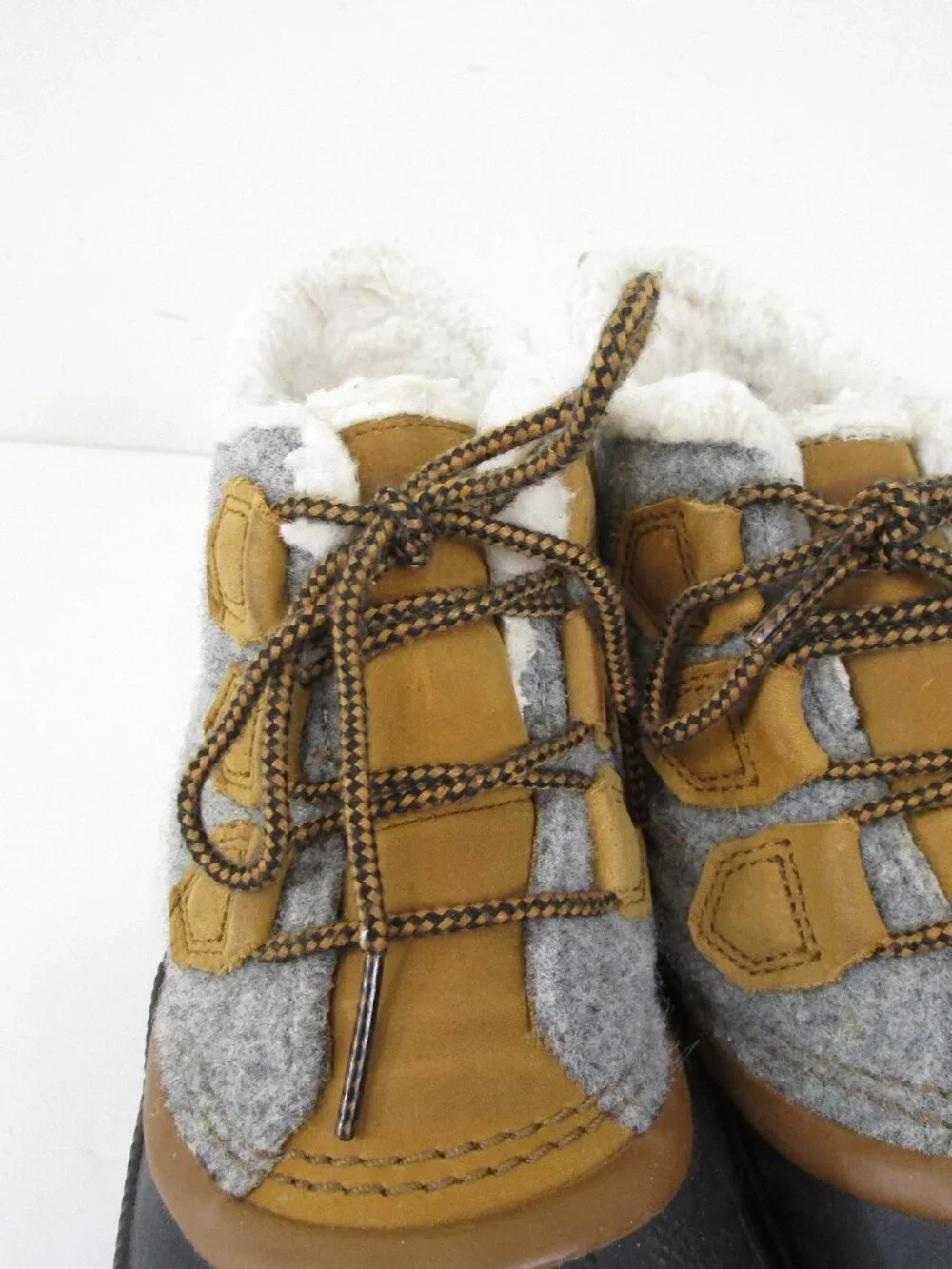 Sorel women out